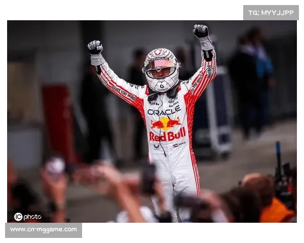 日本铃鹿站：维斯塔潘逆转夺冠，积分榜与拉塞尔差距缩小